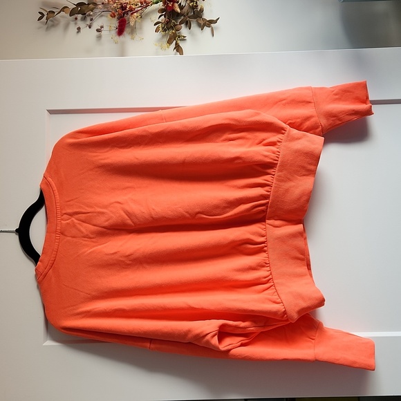 🧡Old Navy🧡 Cropped Sweater, Size XL, neon orange - Picture 8 of 8
